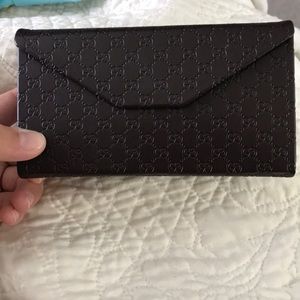 Gucci glasses case